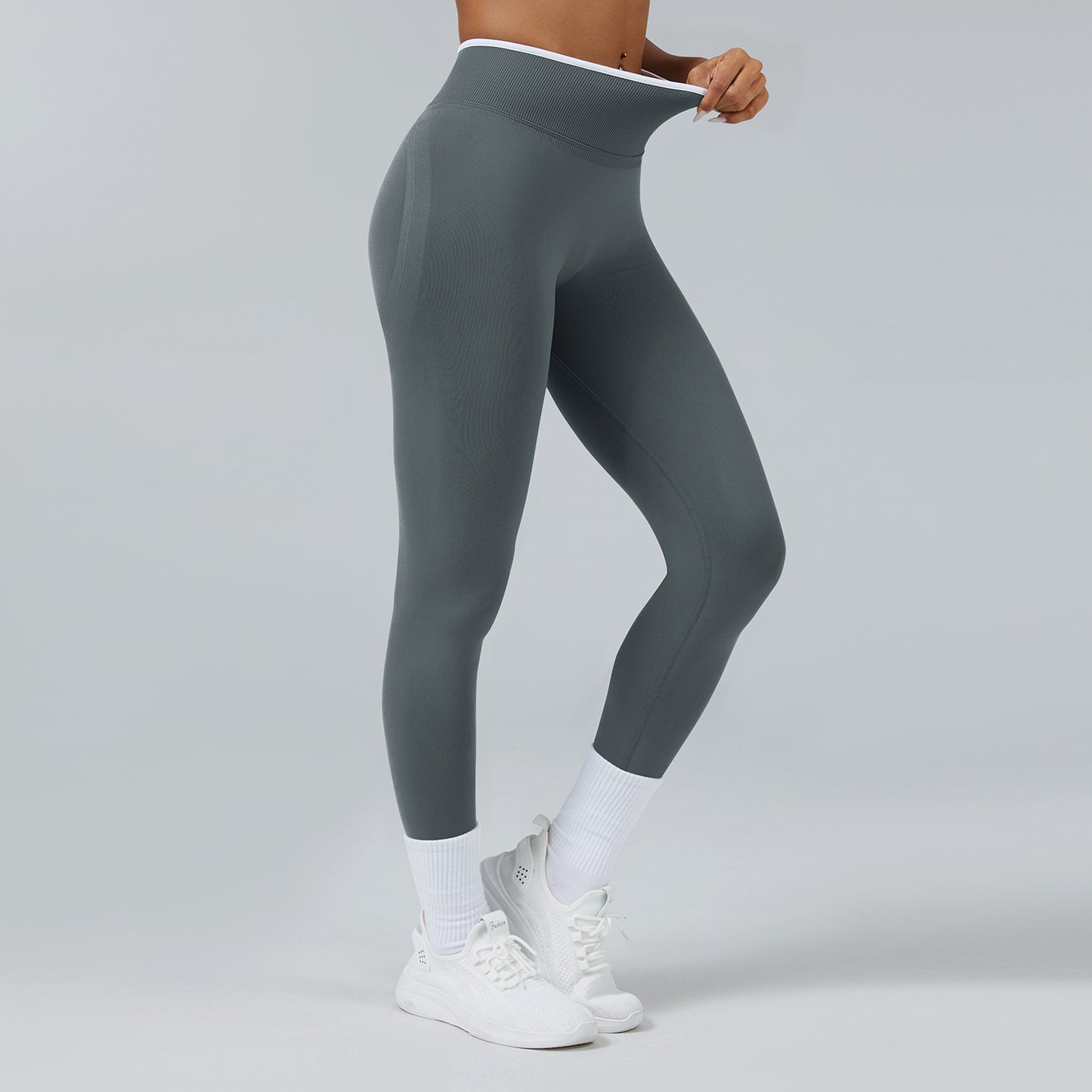 The Form Yoga Pant — Seamless